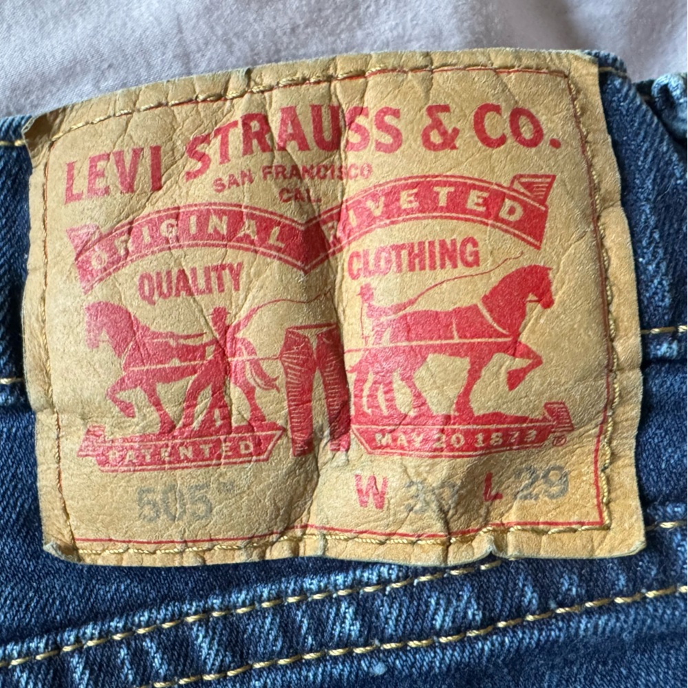 NWOT Levi’s 505 Dark Wash Cotton Men’s Denim Regular Fit Blue Jeans - Picture 4 of 6